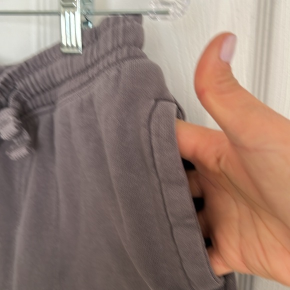 Mini Boden Garment Dyed Shorts Gray - Picture 3 of 4